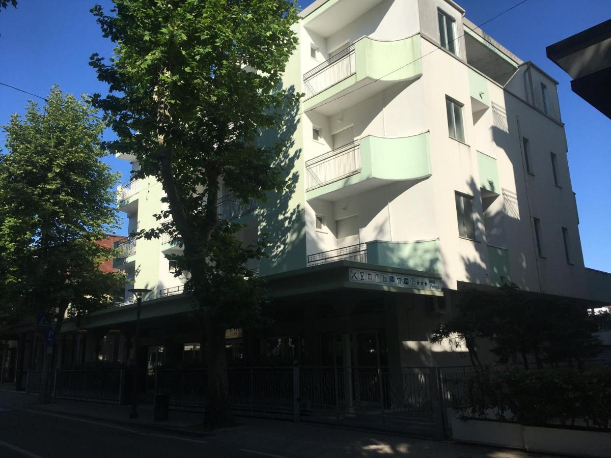 Hotel Venezia San Mauro Mare Εξωτερικό φωτογραφία