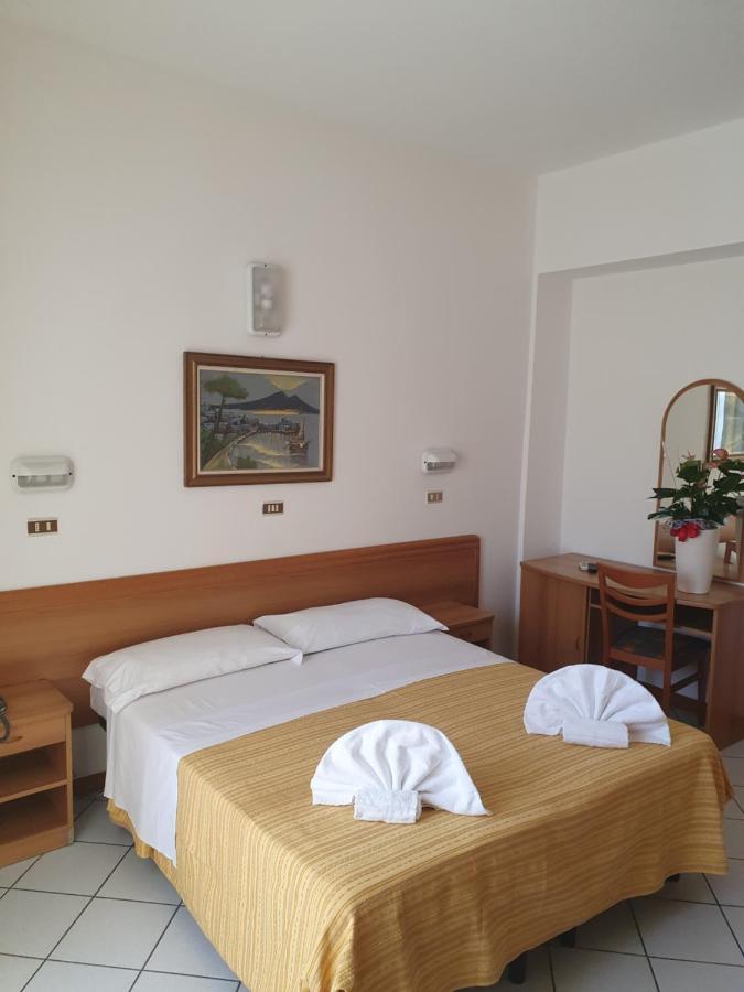 Hotel Venezia San Mauro Mare Δωμάτιο φωτογραφία