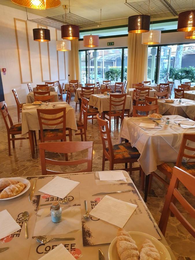 Hotel Venezia San Mauro Mare Εξωτερικό φωτογραφία