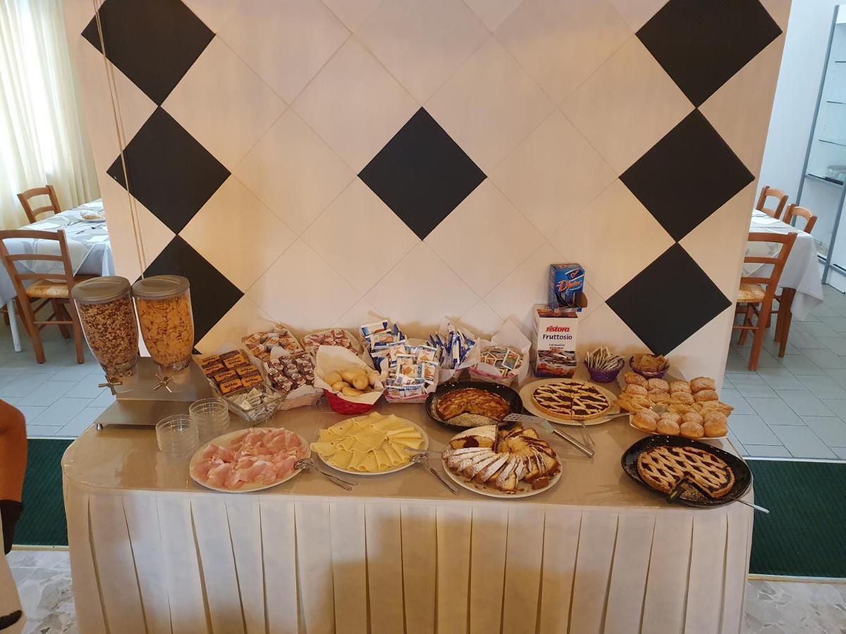 Hotel Venezia San Mauro Mare Εξωτερικό φωτογραφία